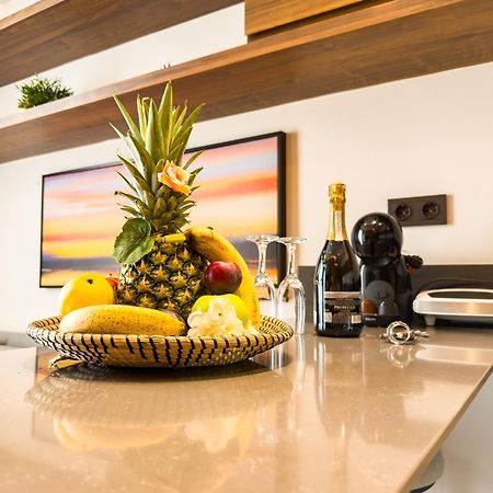 Bayview Hills Luxury Residences Тиват Экстерьер фото